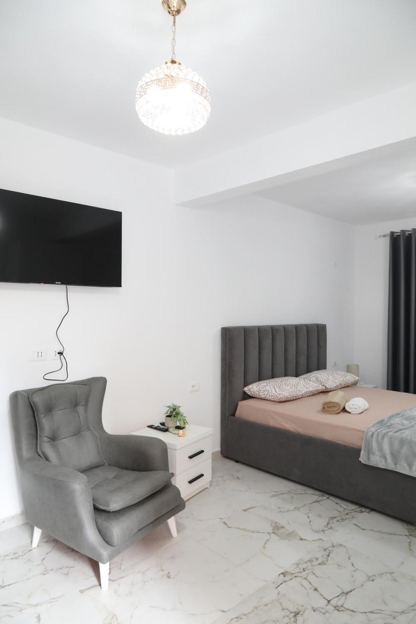 Hotel Rozafa Guest Center 3*